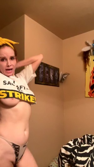 Phoebe Price Photo #236