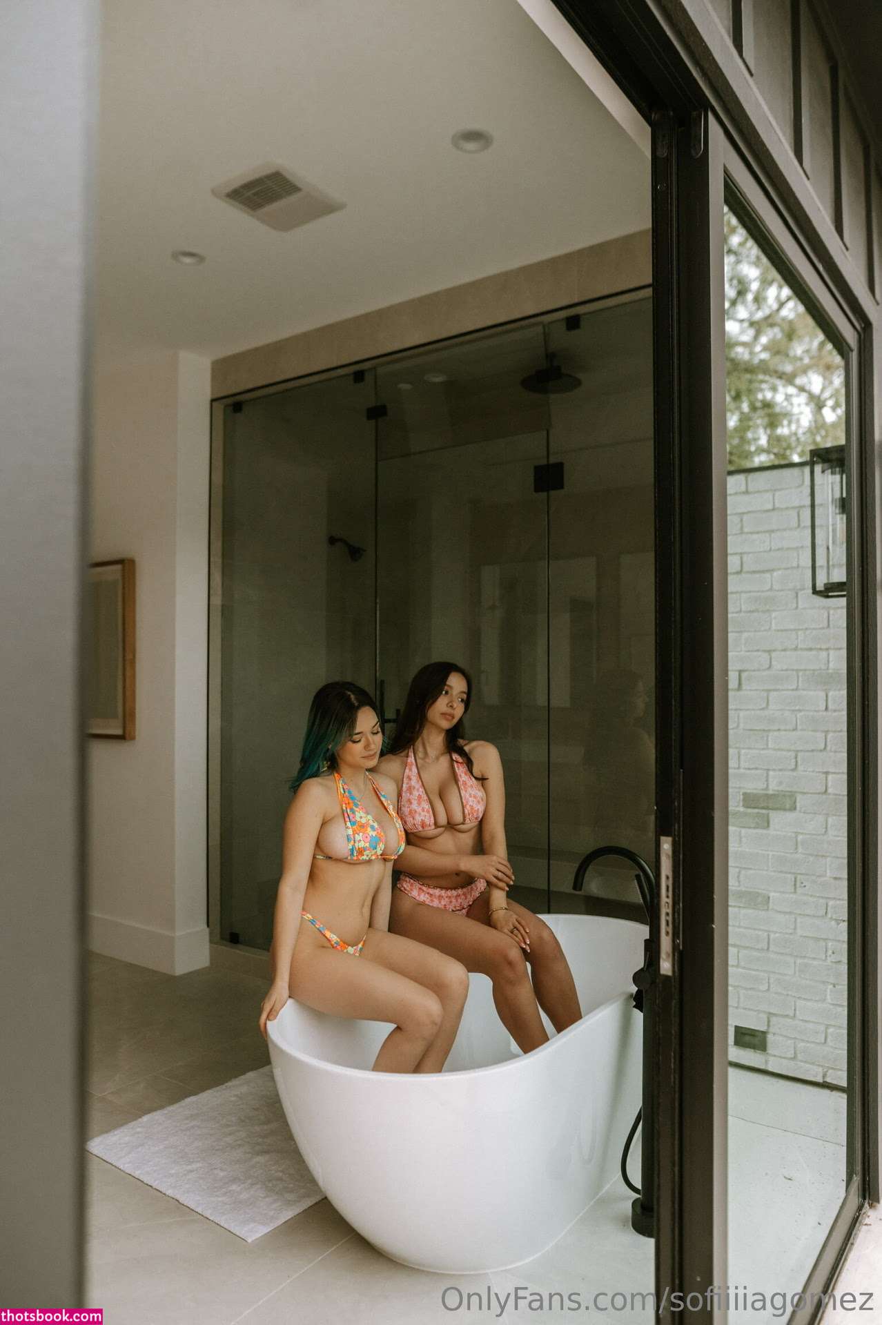 Sophie Mudd Photo #573