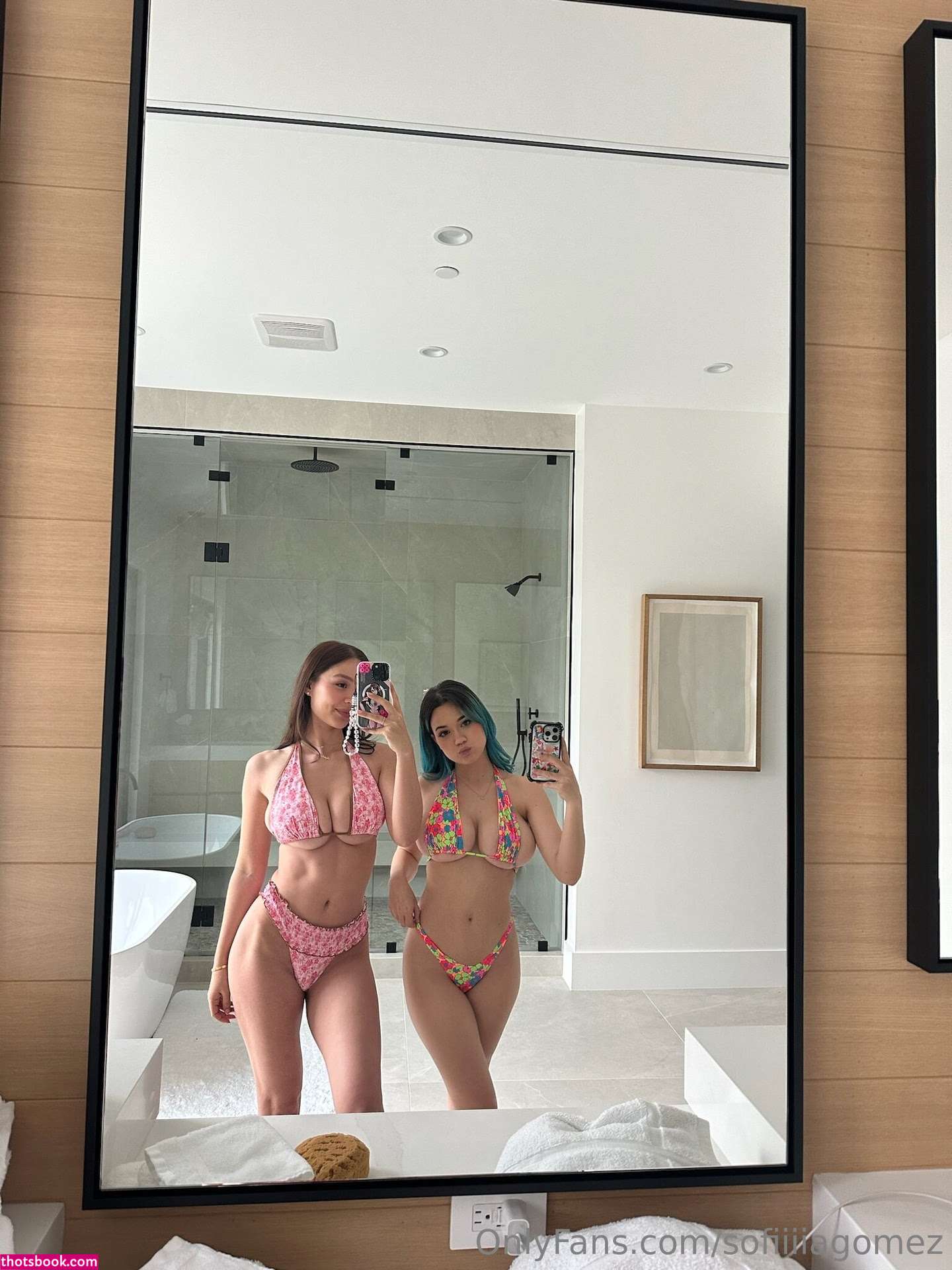 Sophie Mudd Photo #581