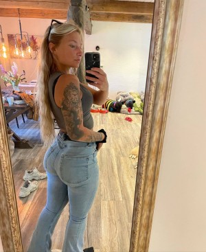 Johanna Juhlin Photo #23