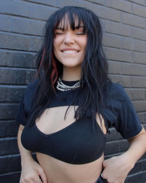 Taylor Upsahl Photo #27