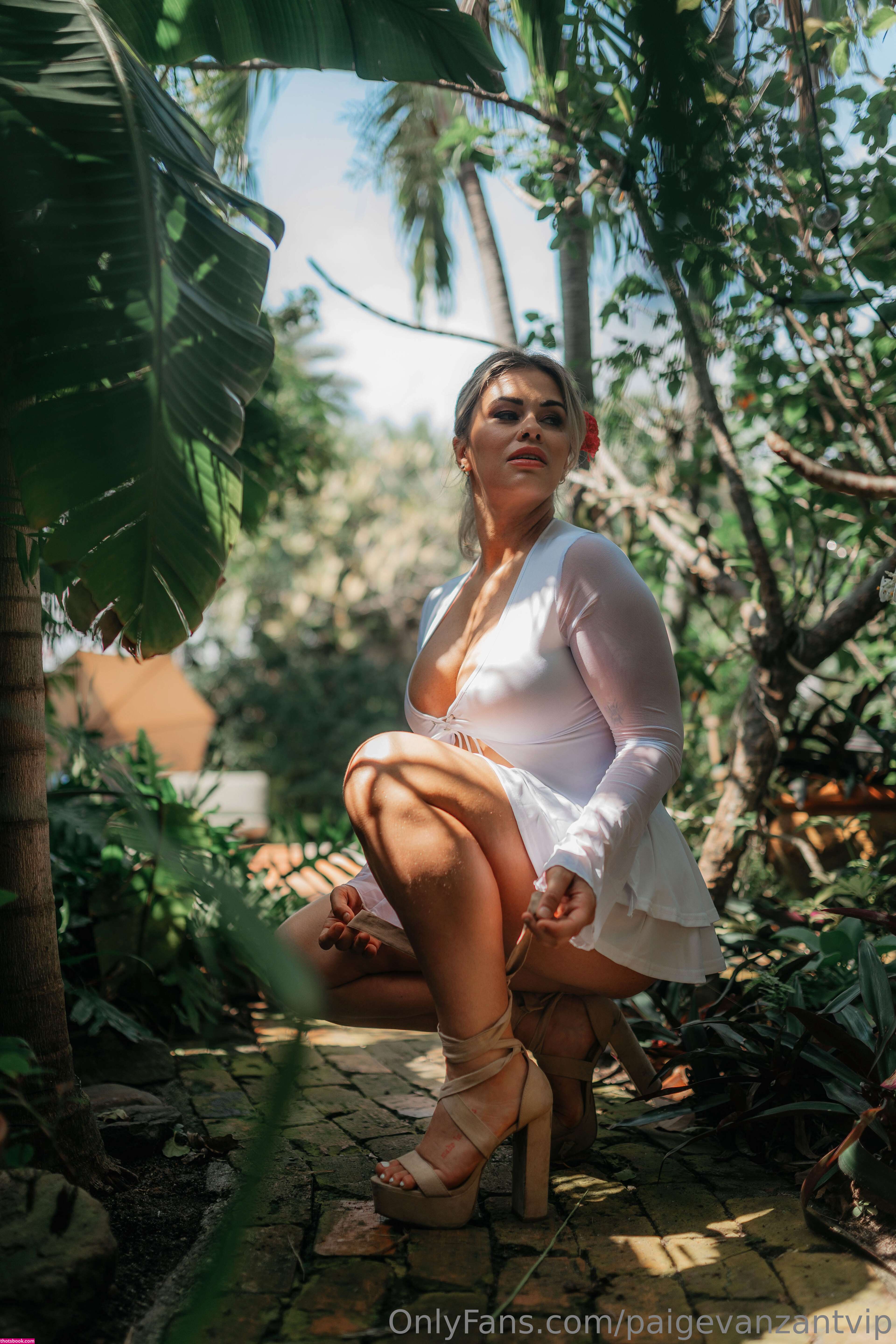 Paige Vanzant Photo #707