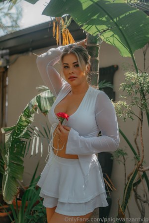 Paige Vanzant Photo #704