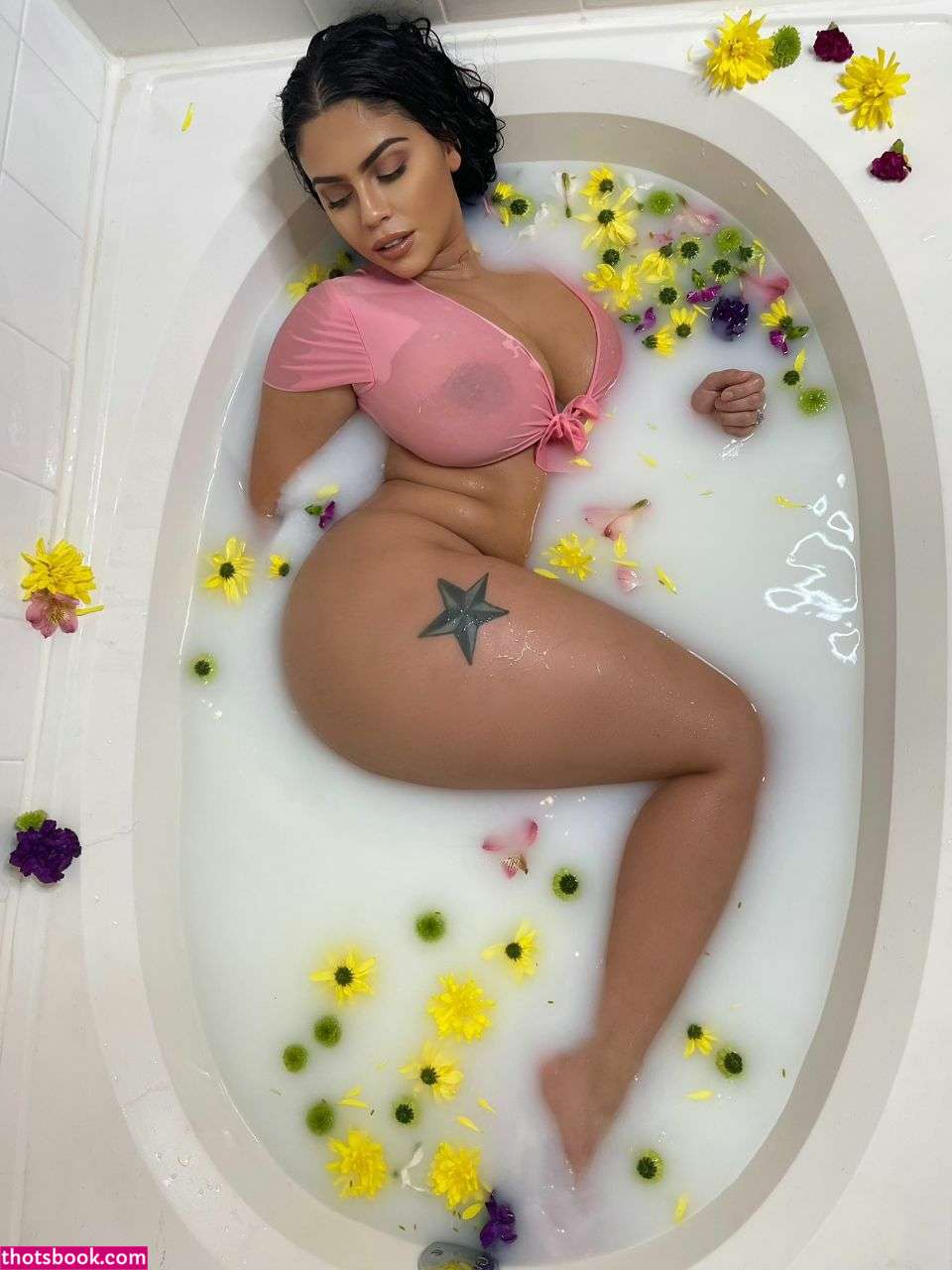 Therealrebeccaj Photo #32