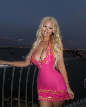 Ziennaeve Photo #135