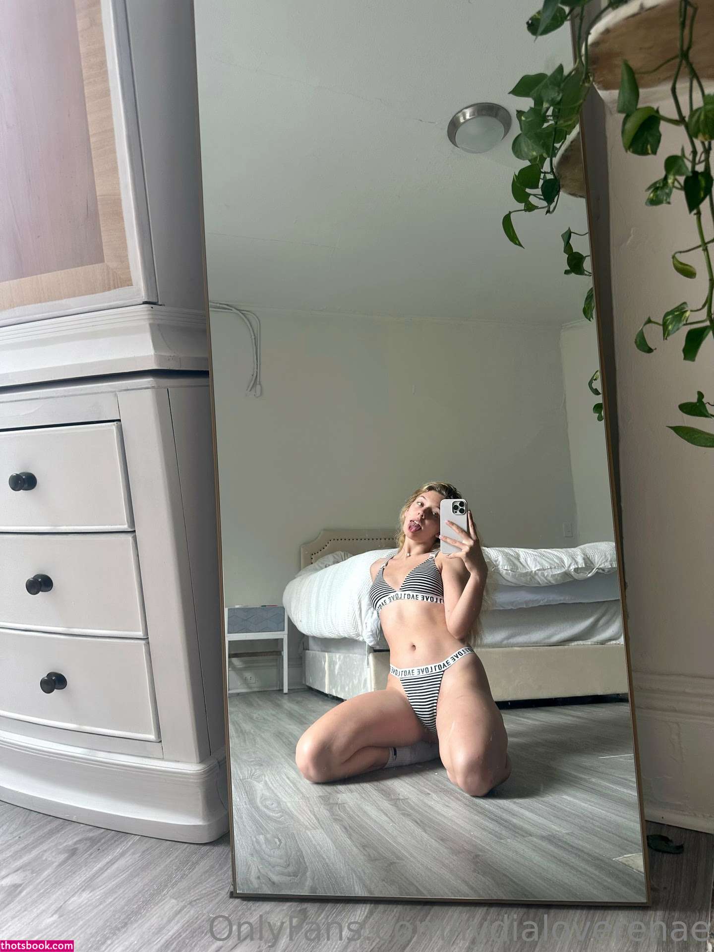 Lydia Renae Photo #140