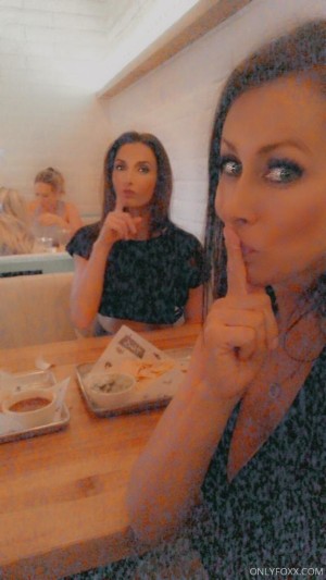 Nicole Vaunt Photo #118