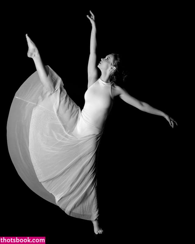 Kayla Coyote Photo #64