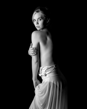 Kayla Coyote Photo #44