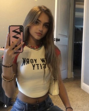 Kinsley Wyatt Photo #7