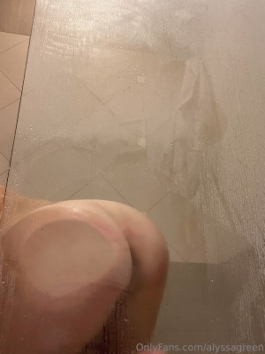 Alyssa Green Photo #255