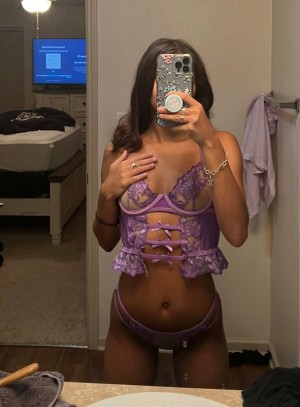 Kinsley Wyatt Photo #129