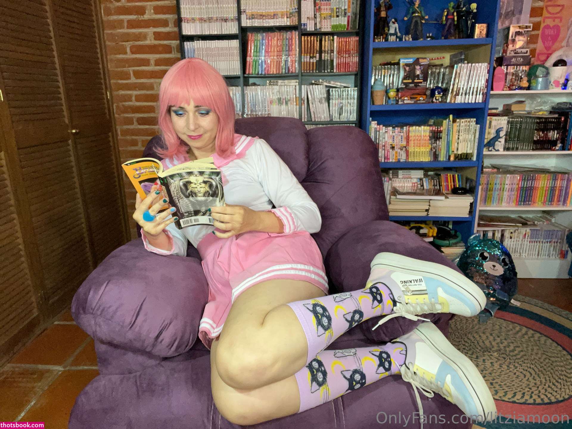 Litzia Moon Photo #56