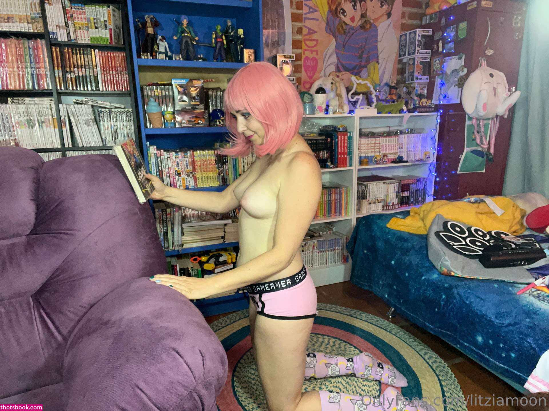 Litzia Moon Photo #58