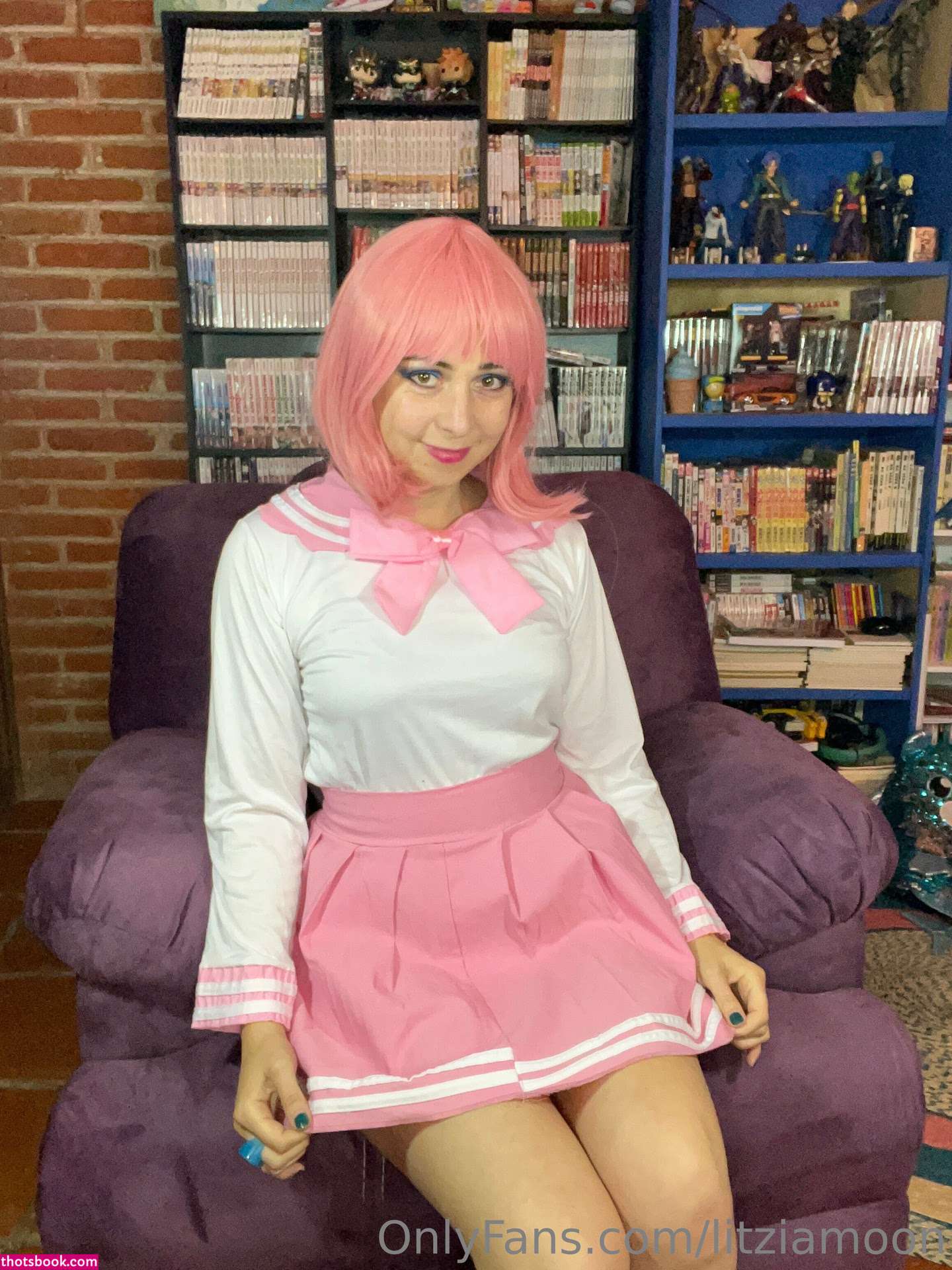 Litzia Moon Photo #61