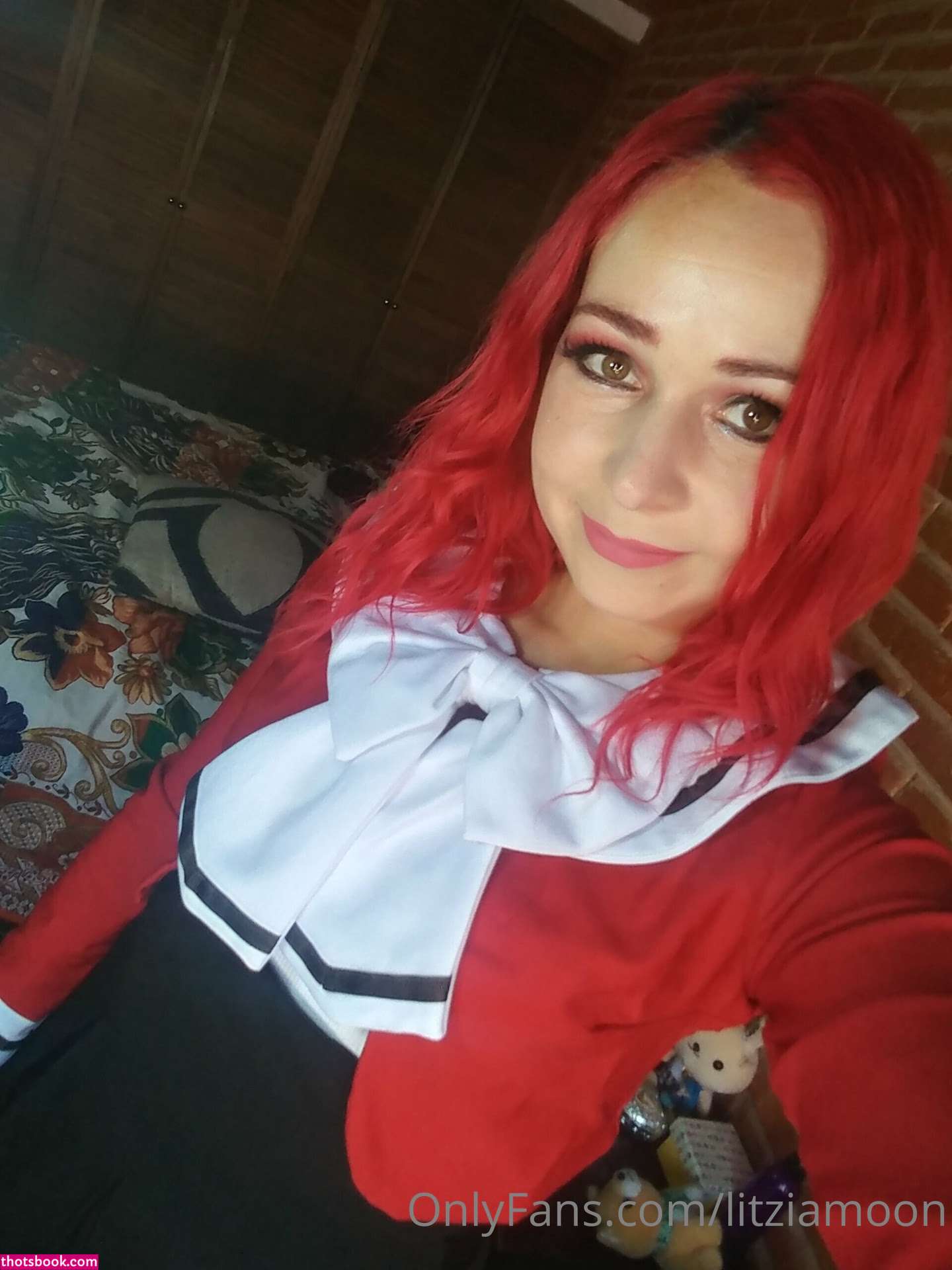 Litzia Moon Photo #86