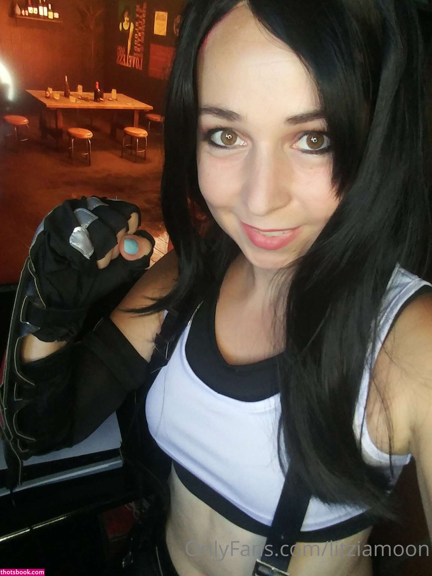 Litzia Moon Photo #116