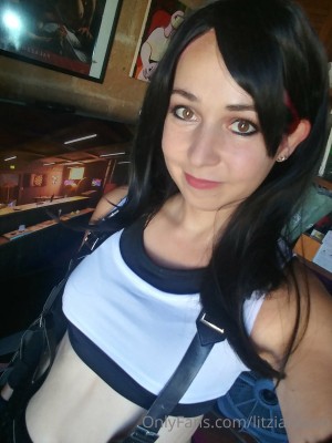 Litzia Moon Photo #104