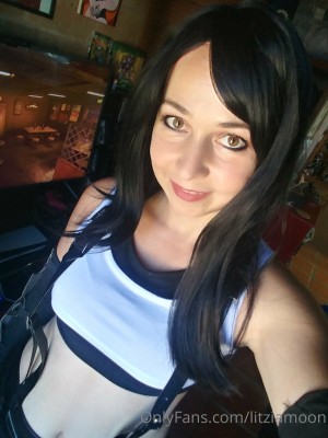 Litzia Moon Photo #121