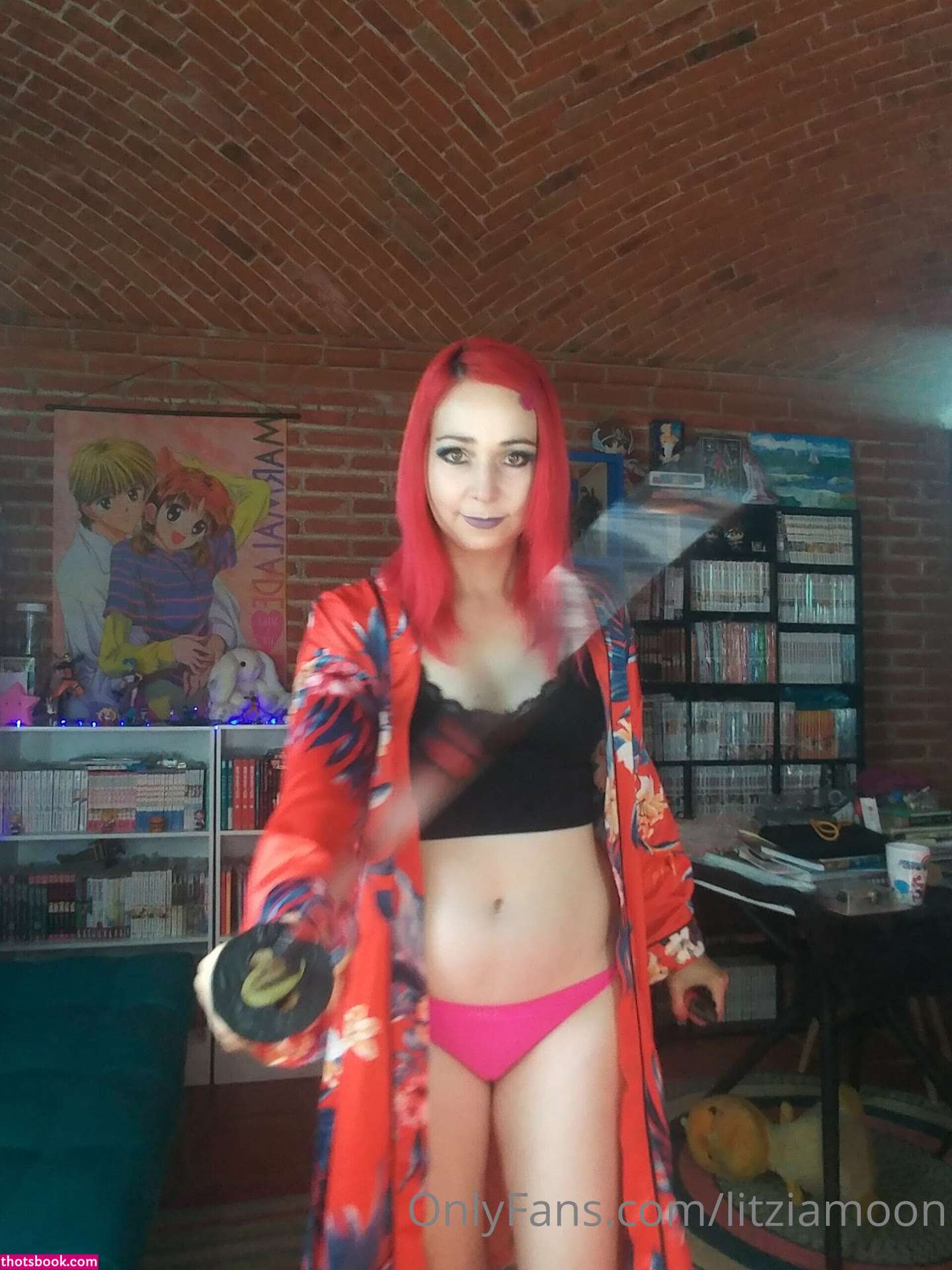 Litzia Moon Photo #143