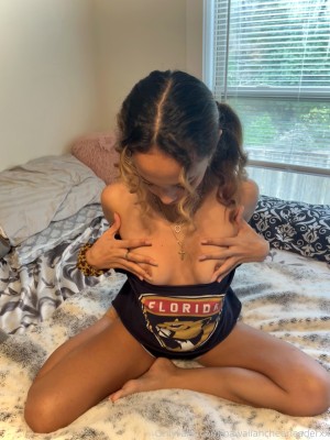 hawaiiancheerleaderxx Photo #160