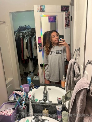 hawaiiancheerleaderxx Photo #190