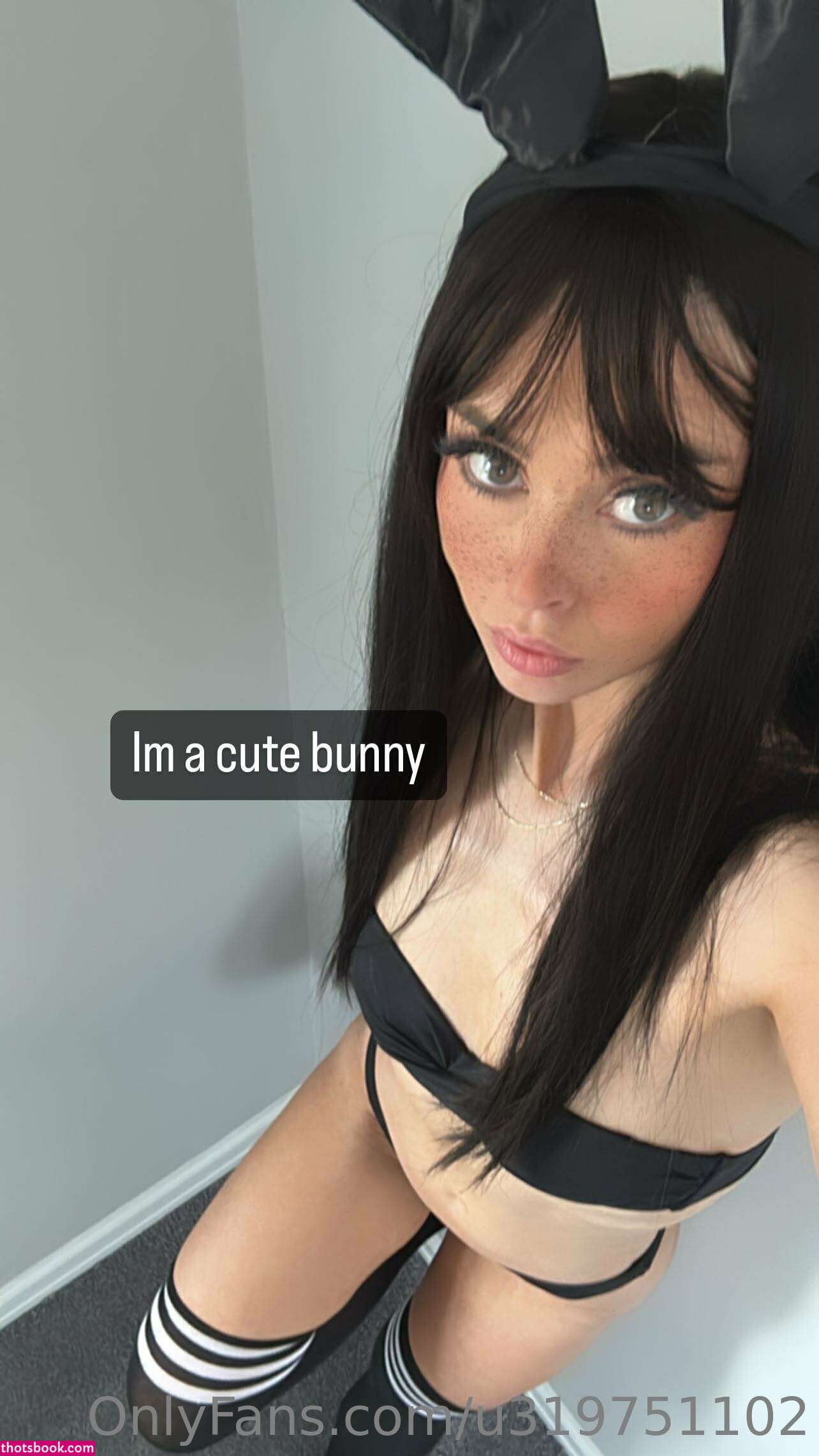 yunamoonx0 Photo #30