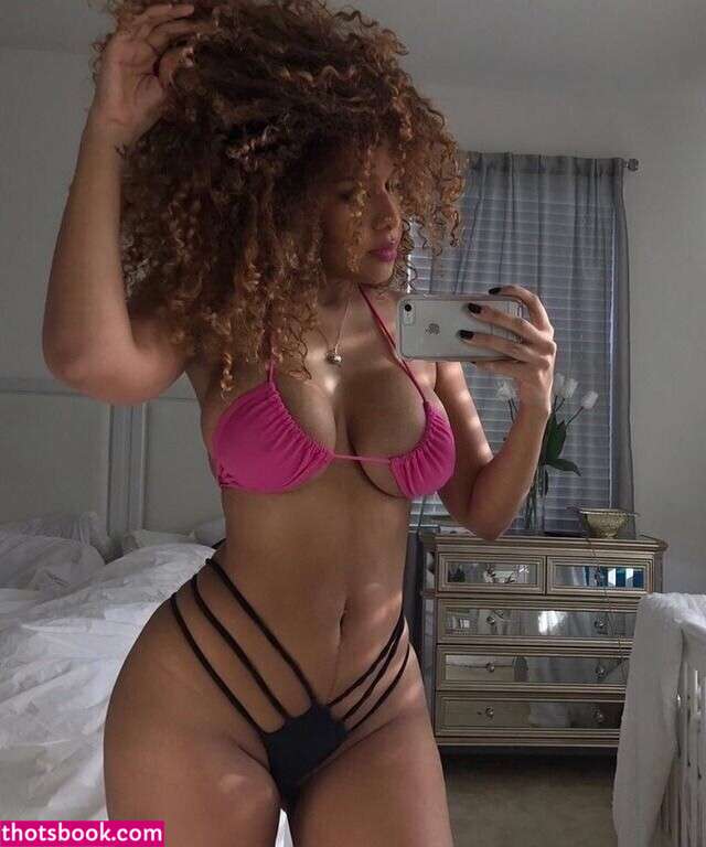 Aisha Thalia Photo #7