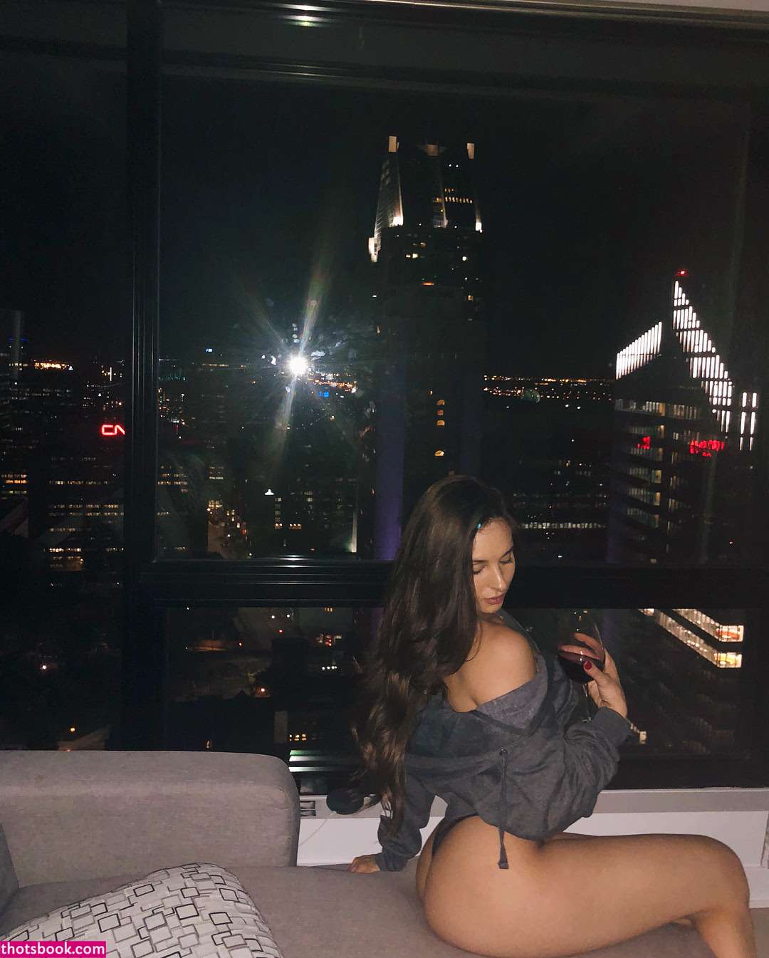 Cassie Costa Photo #2