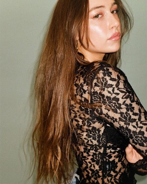 Elsie Hewitt Photo #81