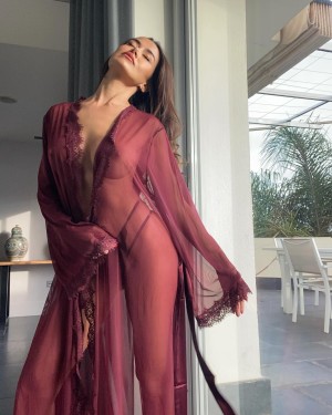 Eva Padlock Photo #13