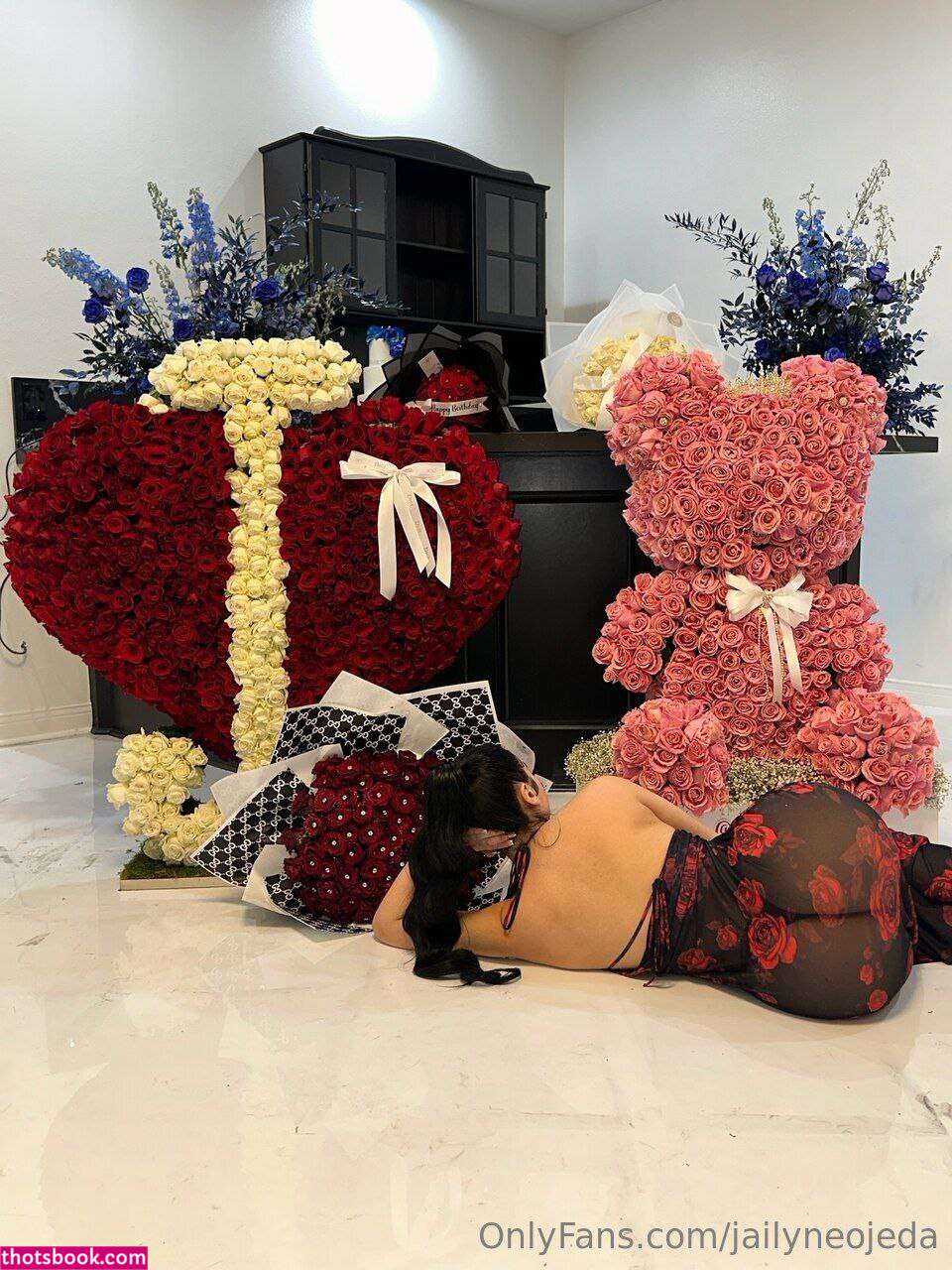 Jailyne Ojeda Photo #101