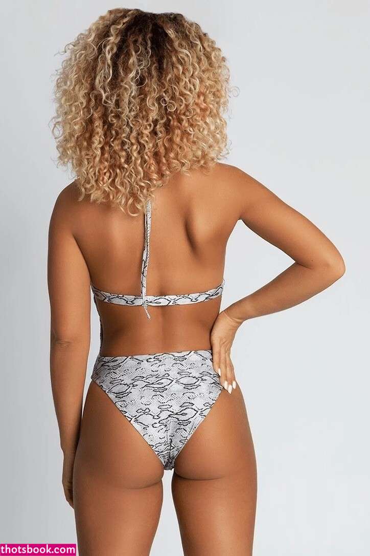 Jena Frumes Photo #31