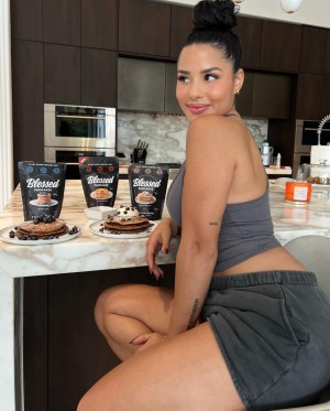 Katya Elise Henry Photo #83