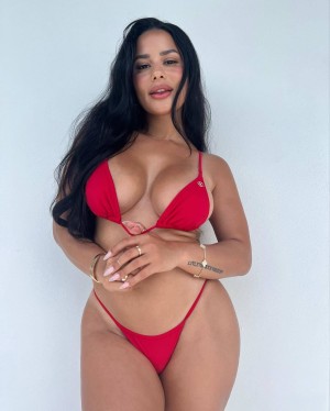 Katya Elise Henry Photo #85