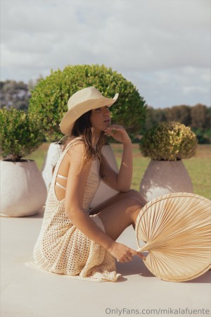 Mikaela Lafuente Photo #250