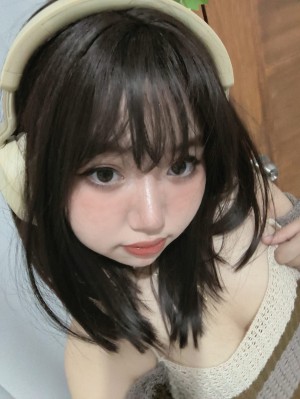 Mizaki Levi Photo #51