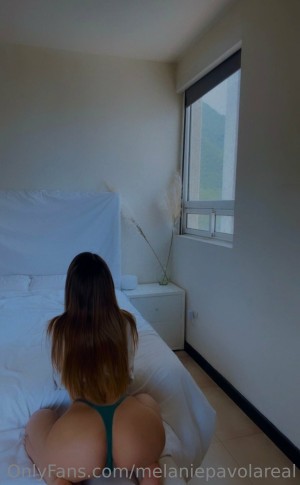 Melanie Pavola Post #34