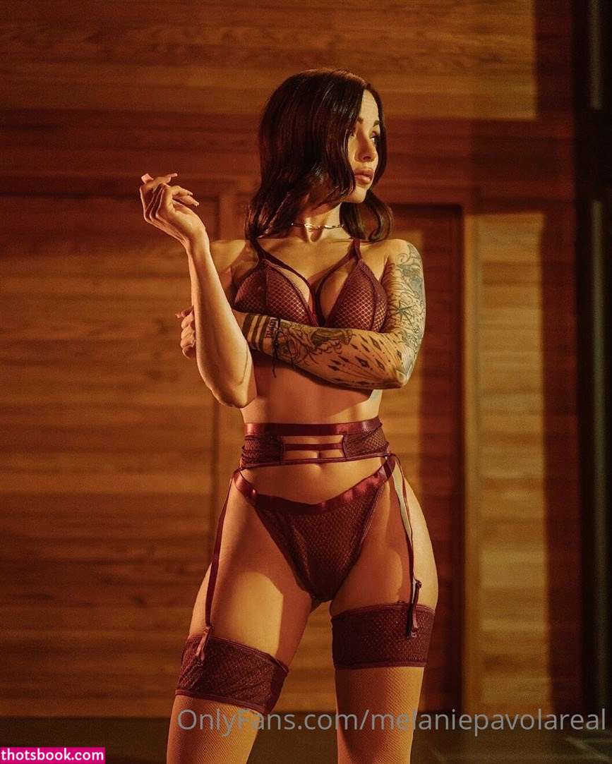 Melanie Pavola Photo #125