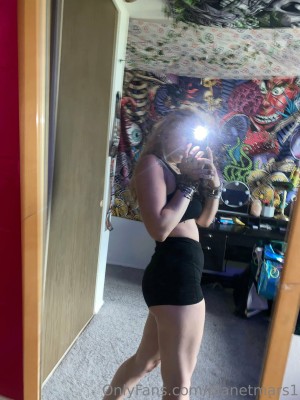 Kali Molzon Photo #18