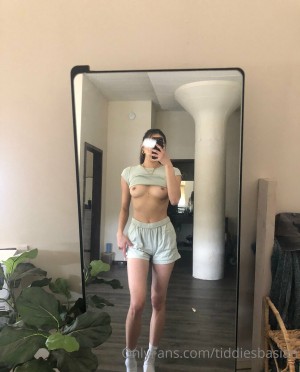 tiddiesbutasian Photo #29