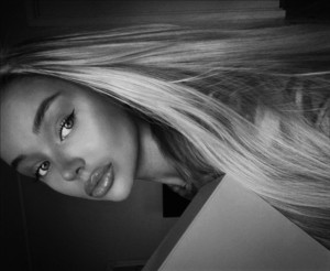 Lisa Pedersen Photo #23