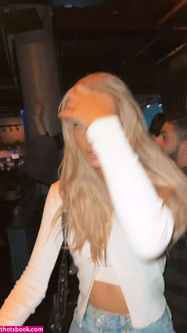 Lisa Pedersen Photo #28