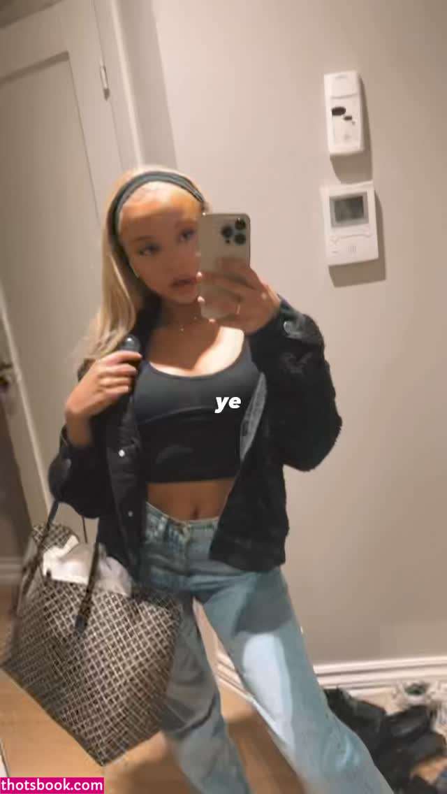 Lisa Pedersen Photo #30