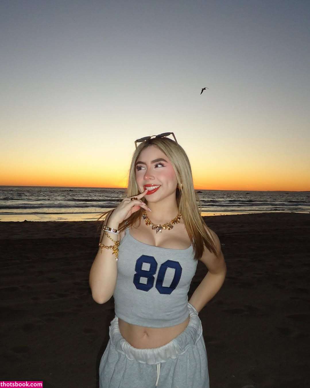 Karen Torres Photo #16