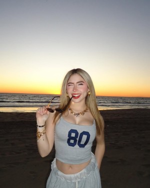 Karen Torres Photo #11