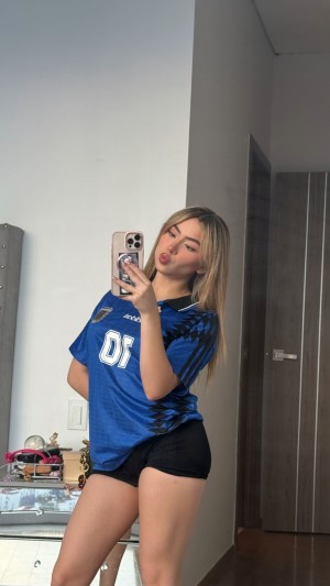 Karen Torres Photo #22