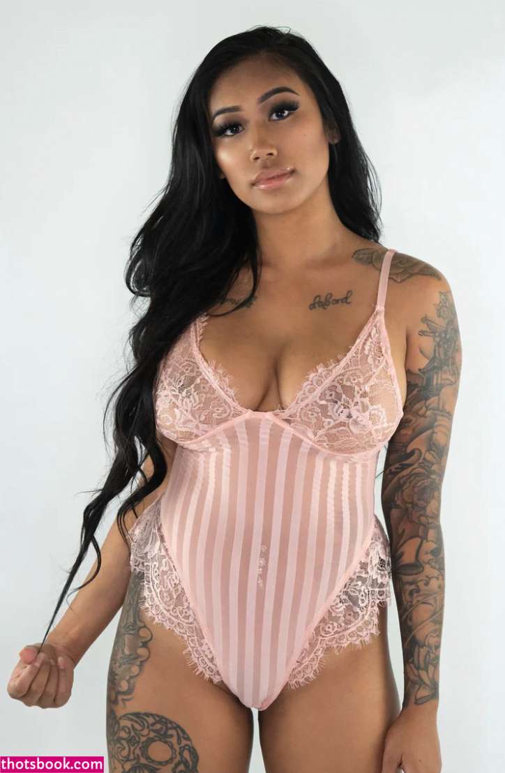 Rosette Hing Photo #24