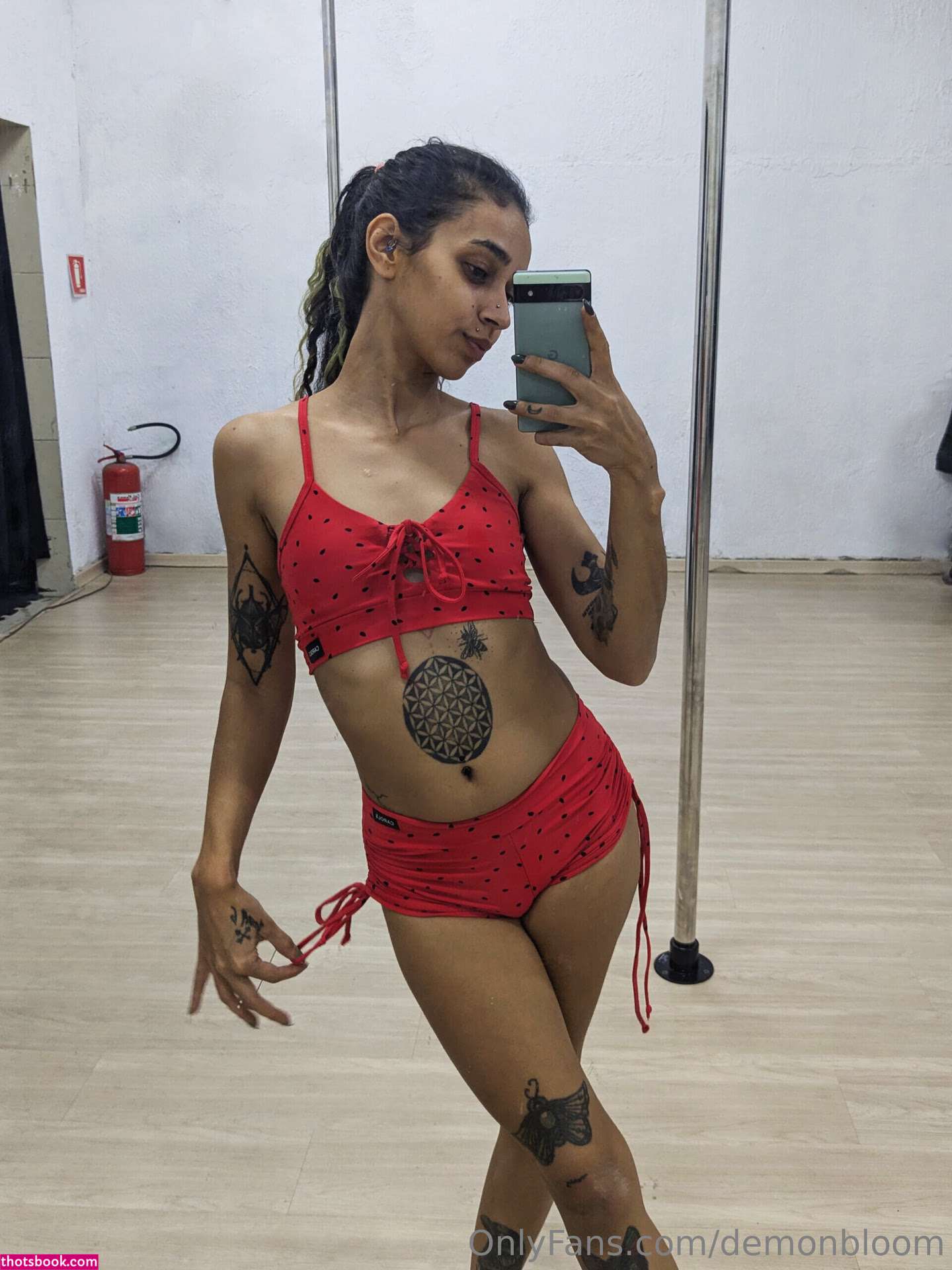 demonbloom Photo #20