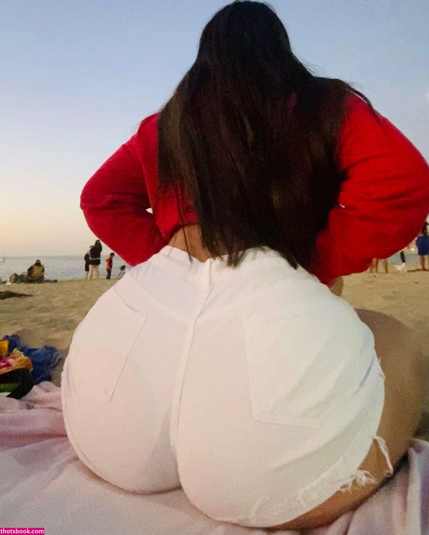 Vaisita Gellona Photo #12